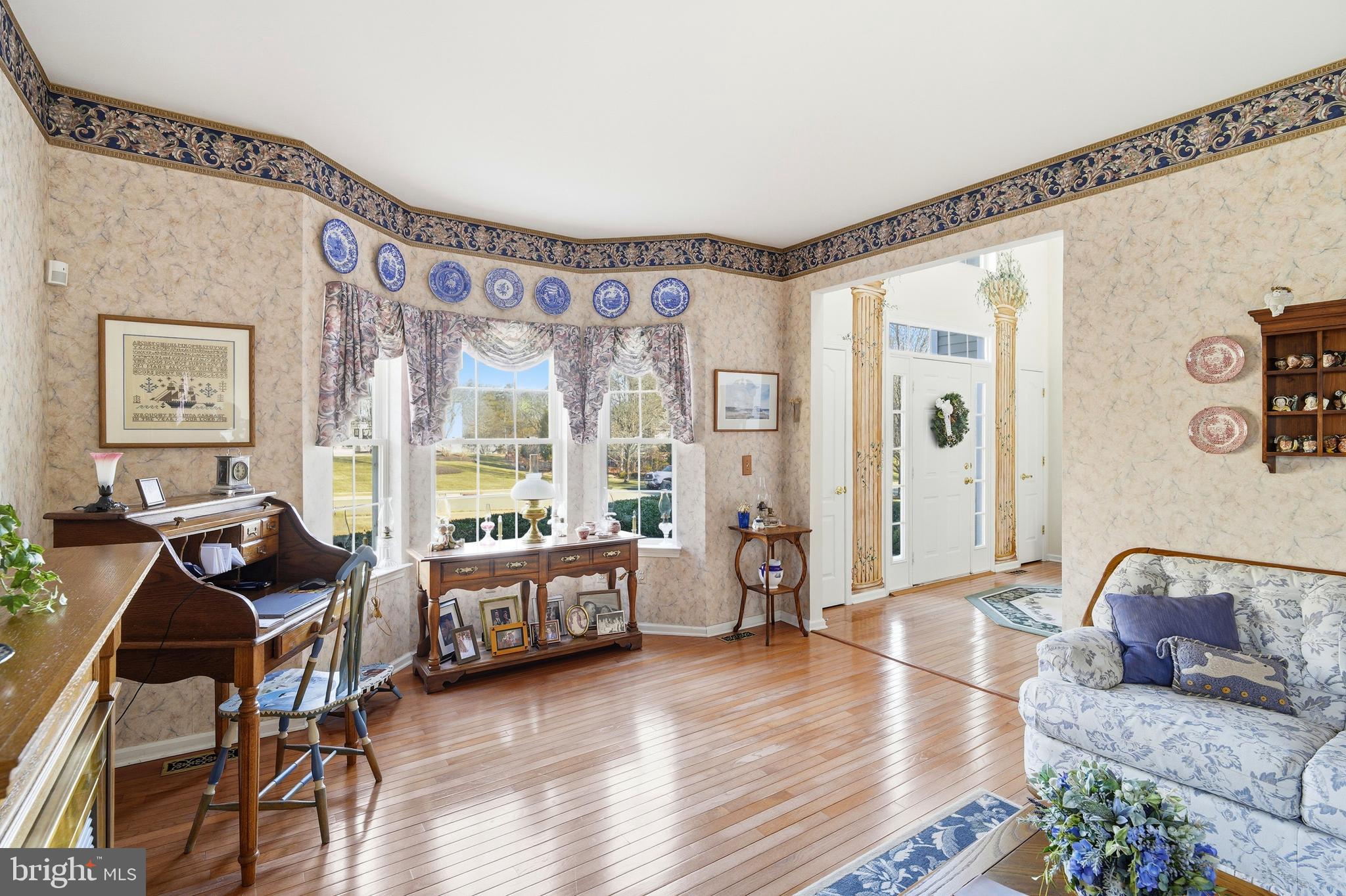 27 Rodeo Drive West Creek, NJ 08092 - Photo 11 of 52 a living room with furniture and wooden floor