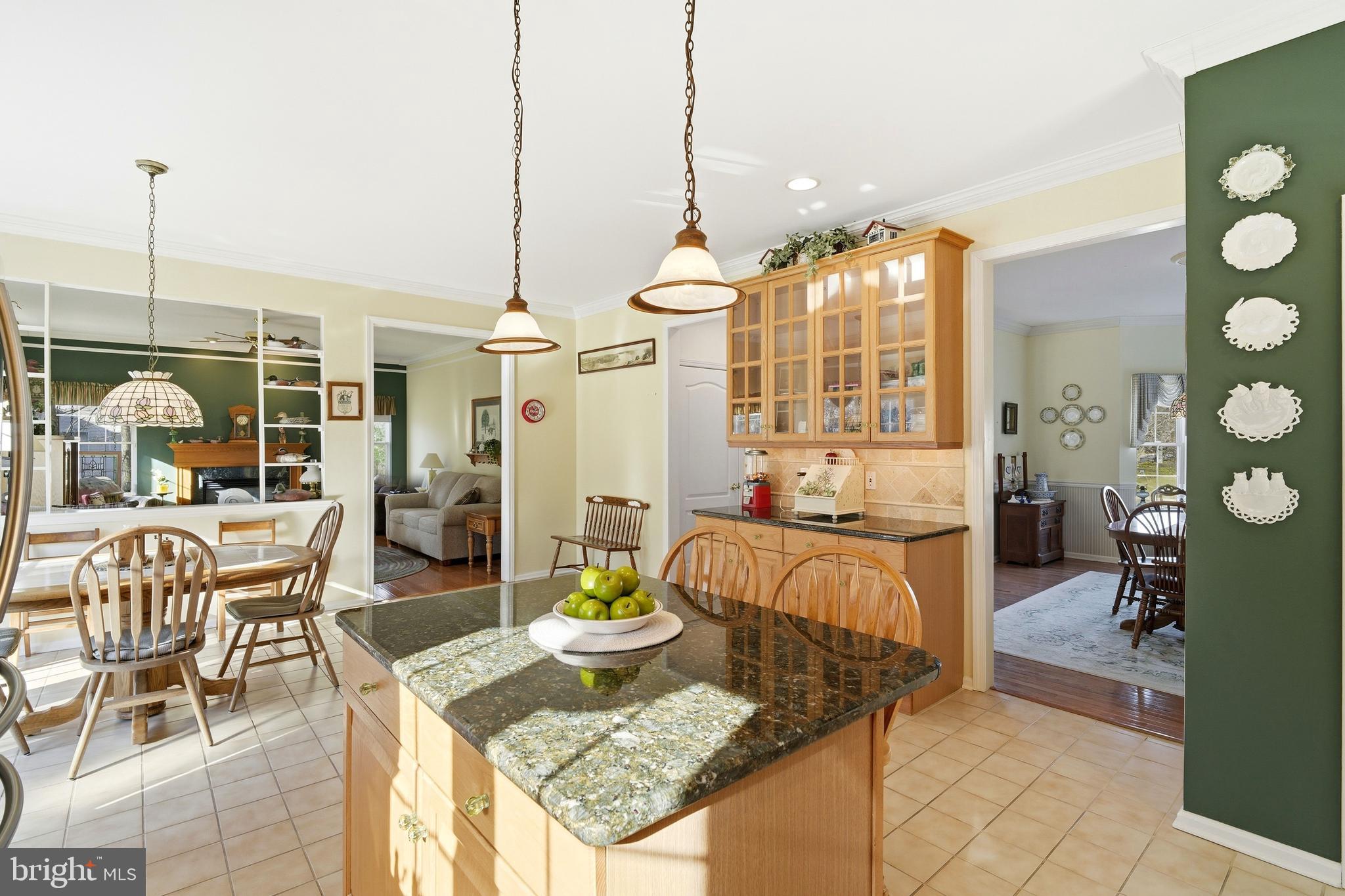 27 Rodeo Drive West Creek, NJ 08092 - Photo 20 of 52 a living room with furniture