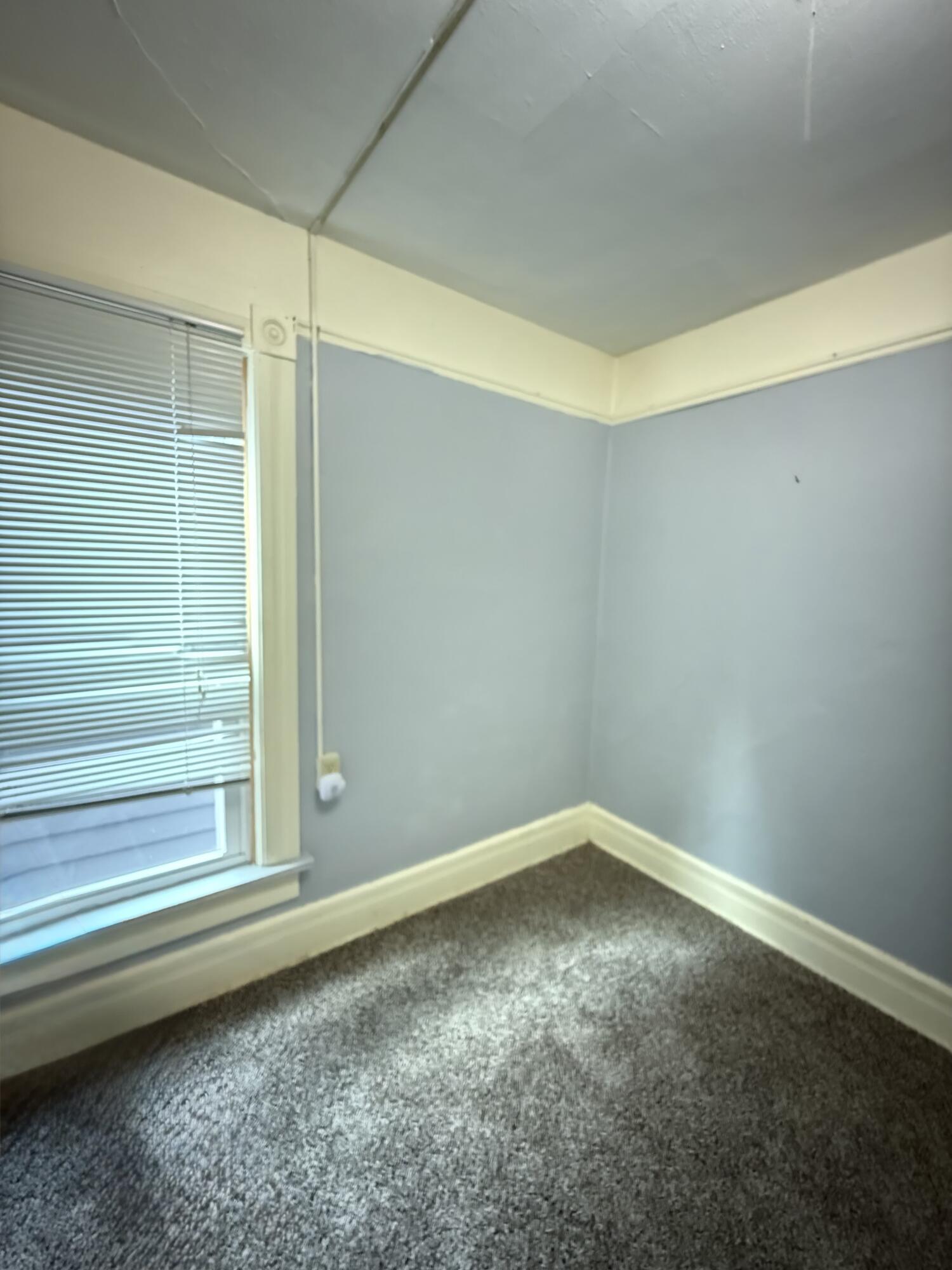 615 East Pleasant Street, Unit 615A Milwaukee, WI 53202 - Photo 18 of 22 Upper bedroom 2
