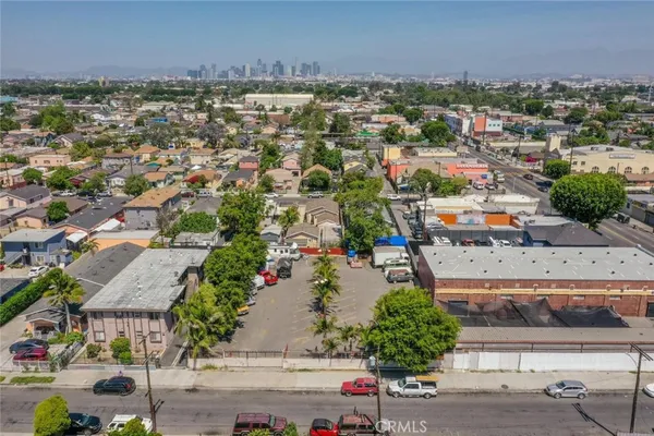 $1,600,000 | 1437 East 61st Street, Los Angeles, CA 90001