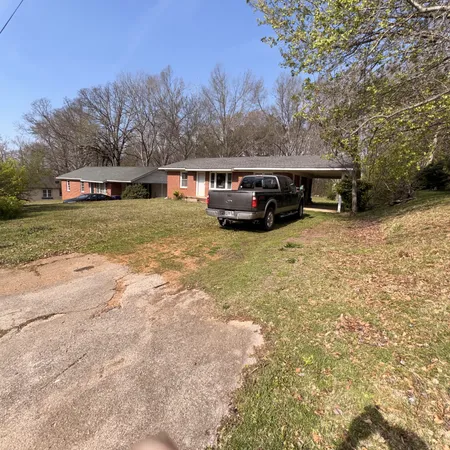 $60,000 | 276 Oak Street, Selmer, TN 38375