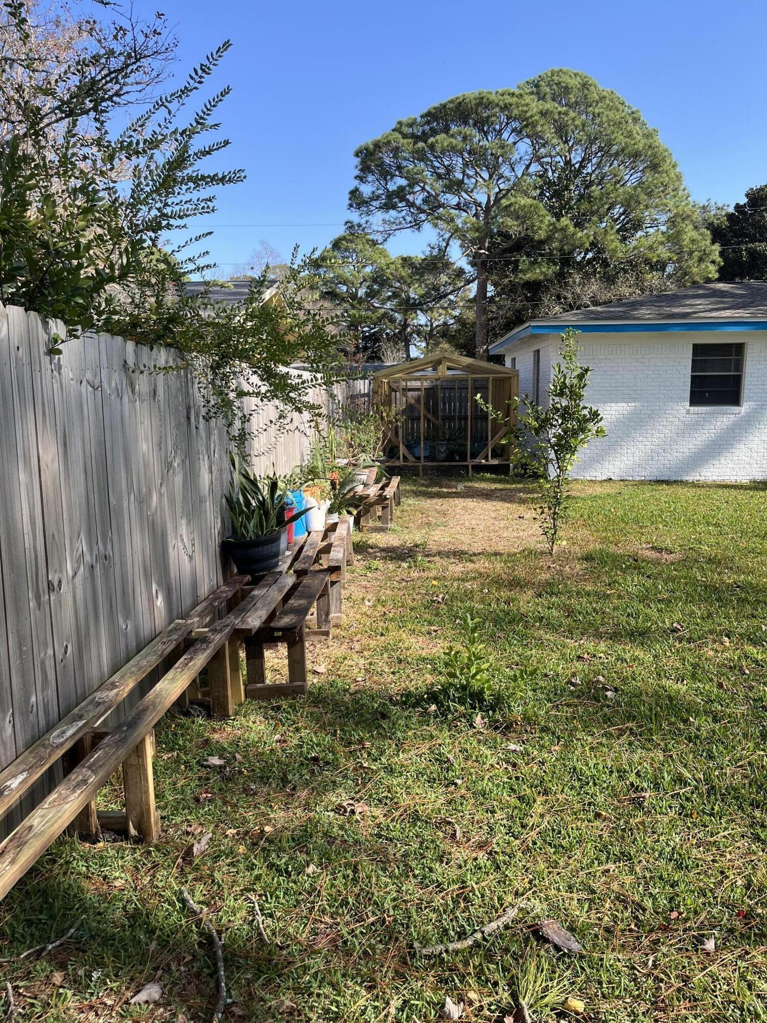 233 Deluna Road Southwest Fort Walton Beach, FL 32548 - Photo 11 of 13 IMG_0970