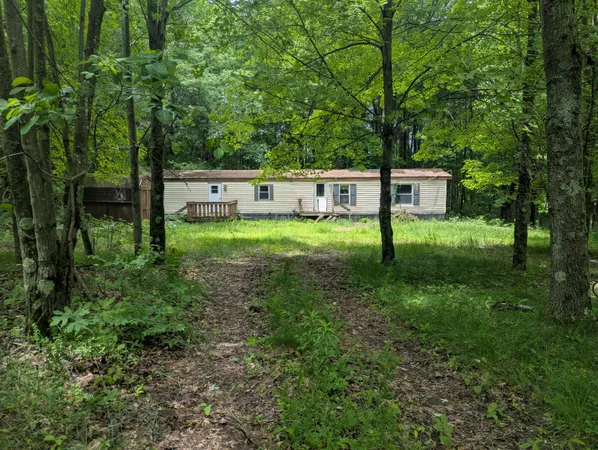 $49,000 | 1307 North Blacksmith Lane, White Cloud, MI 49349