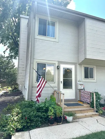 $1,995 | 615 Verde Drive, Unit 615, Schaumburg, IL 60173
