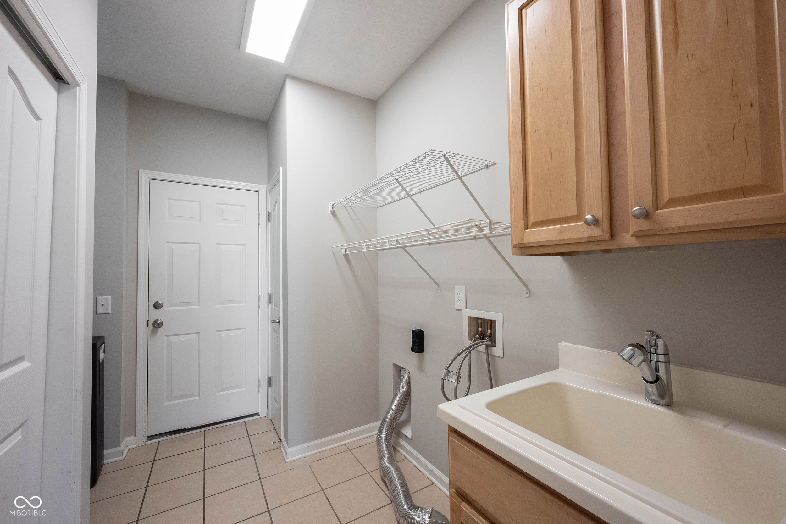 13023 Venito Trail Fishers, IN 46037 - Photo 27 of 43