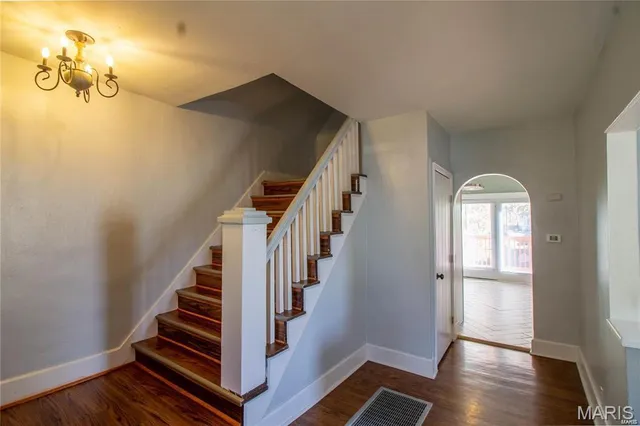 $1,550 | 2940 Kincaid Avenue, St. Louis, MO 63114