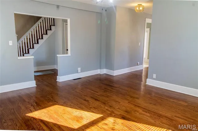$1,550 | 2940 Kincaid Avenue, St. Louis, MO 63114