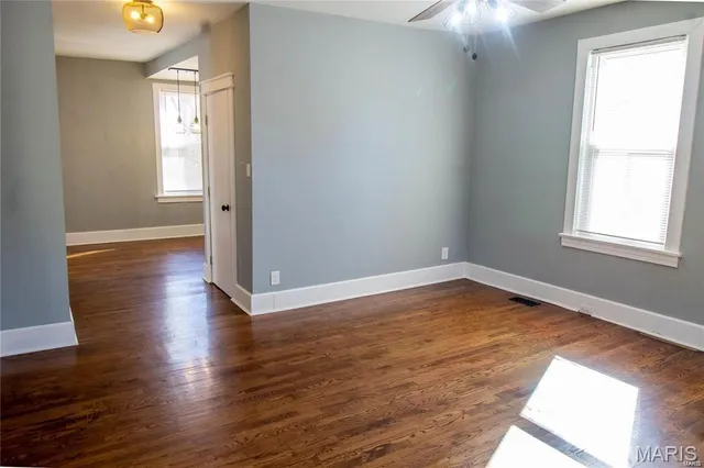 $1,550 | 2940 Kincaid Avenue, St. Louis, MO 63114