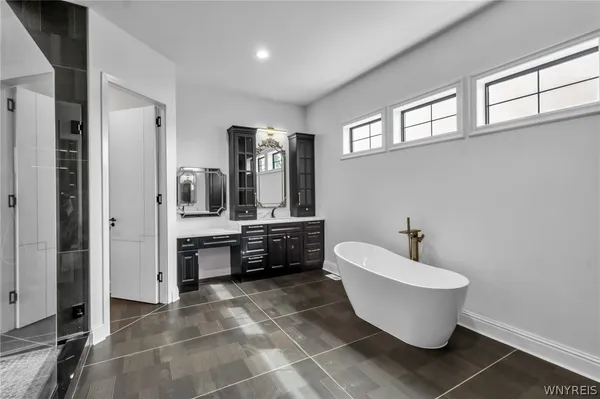 $2,183,200 | 5520 Serenity Court, Clarence, NY 14031
