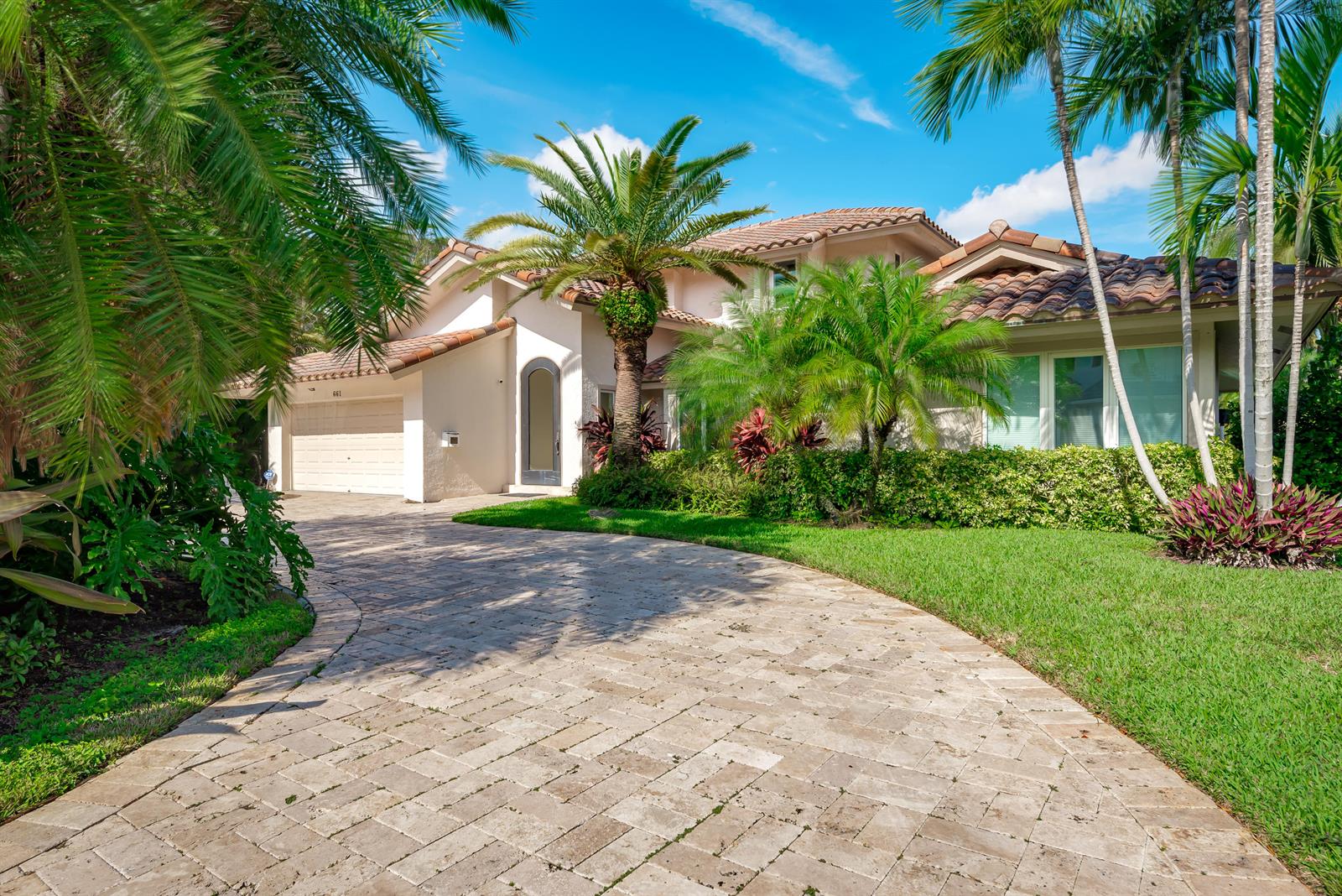 661 Lakeview Terrace Boca Raton, FL 33431 - Photo 3 of 35 001_Home Front