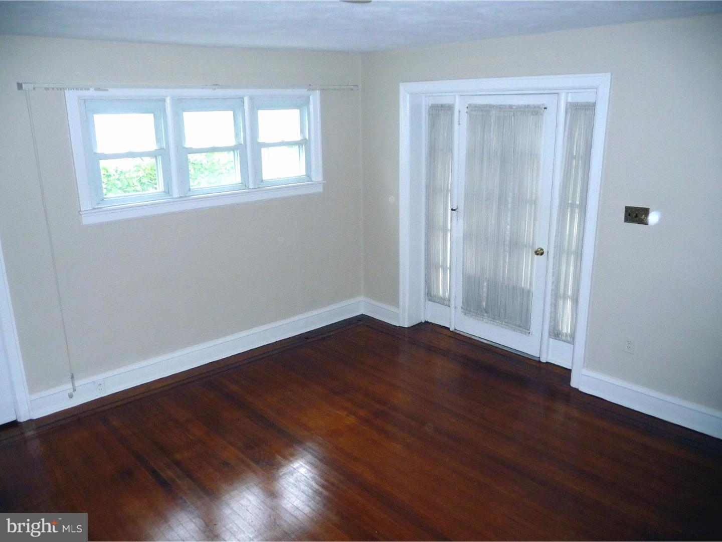 235 Williams Road Bryn Mawr, PA 19010 - Photo 20 of 22 Living Room