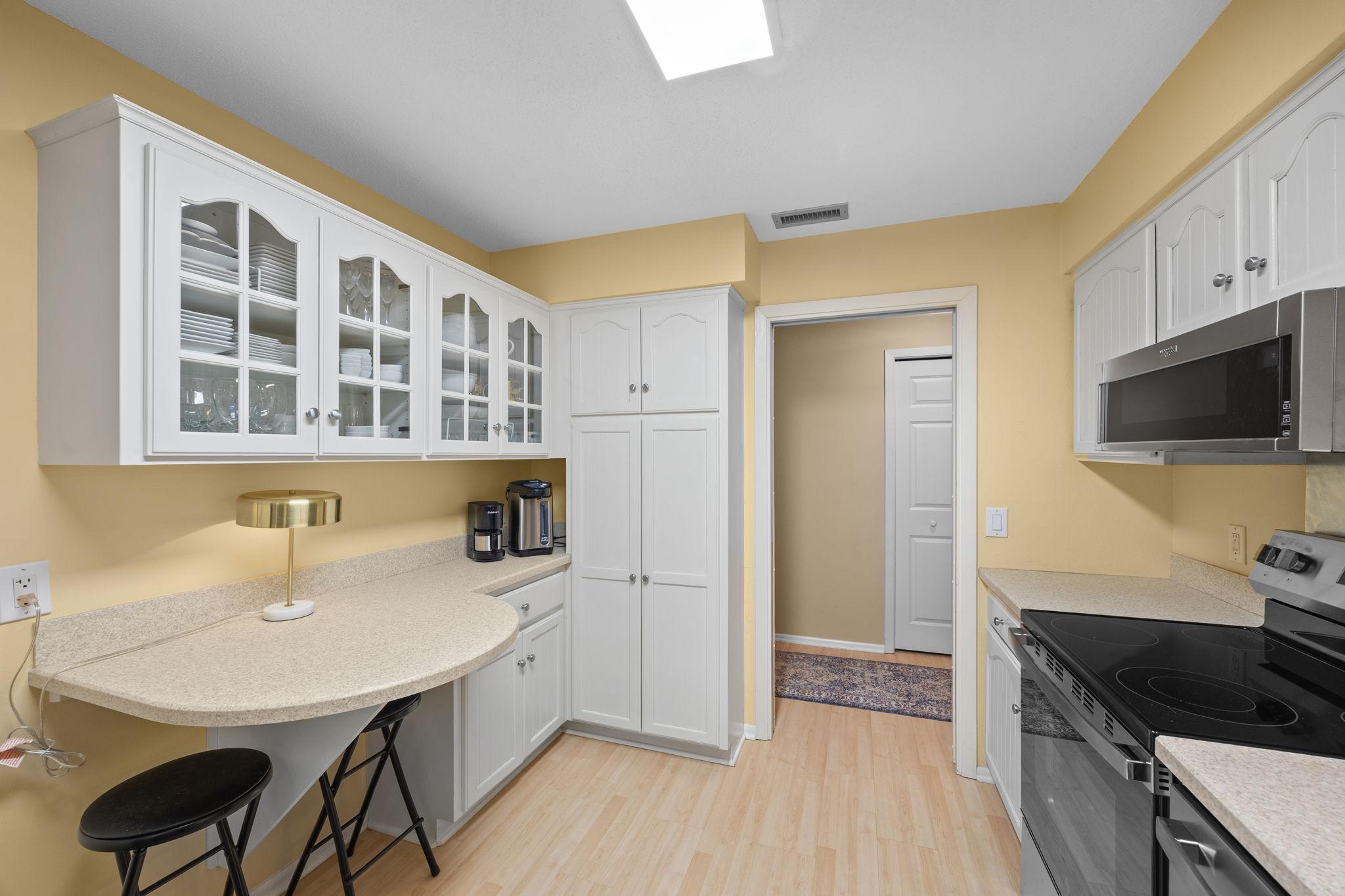 3000 St Albans Mill Road, Unit 111 Minnetonka, MN 55305 - Photo 11 of 32