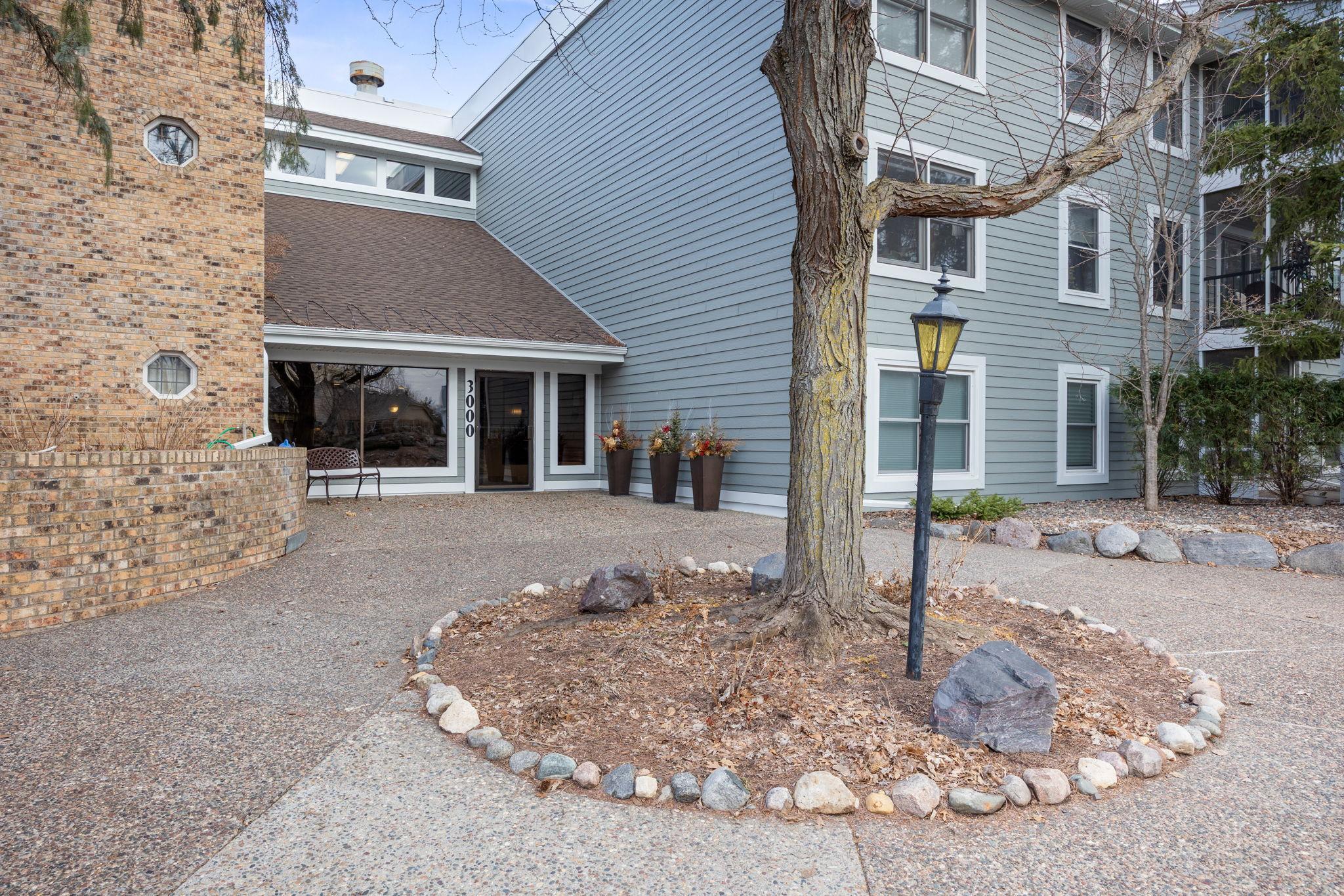 3000 St Albans Mill Road, Unit 111 Minnetonka, MN 55305 - Photo 30 of 32