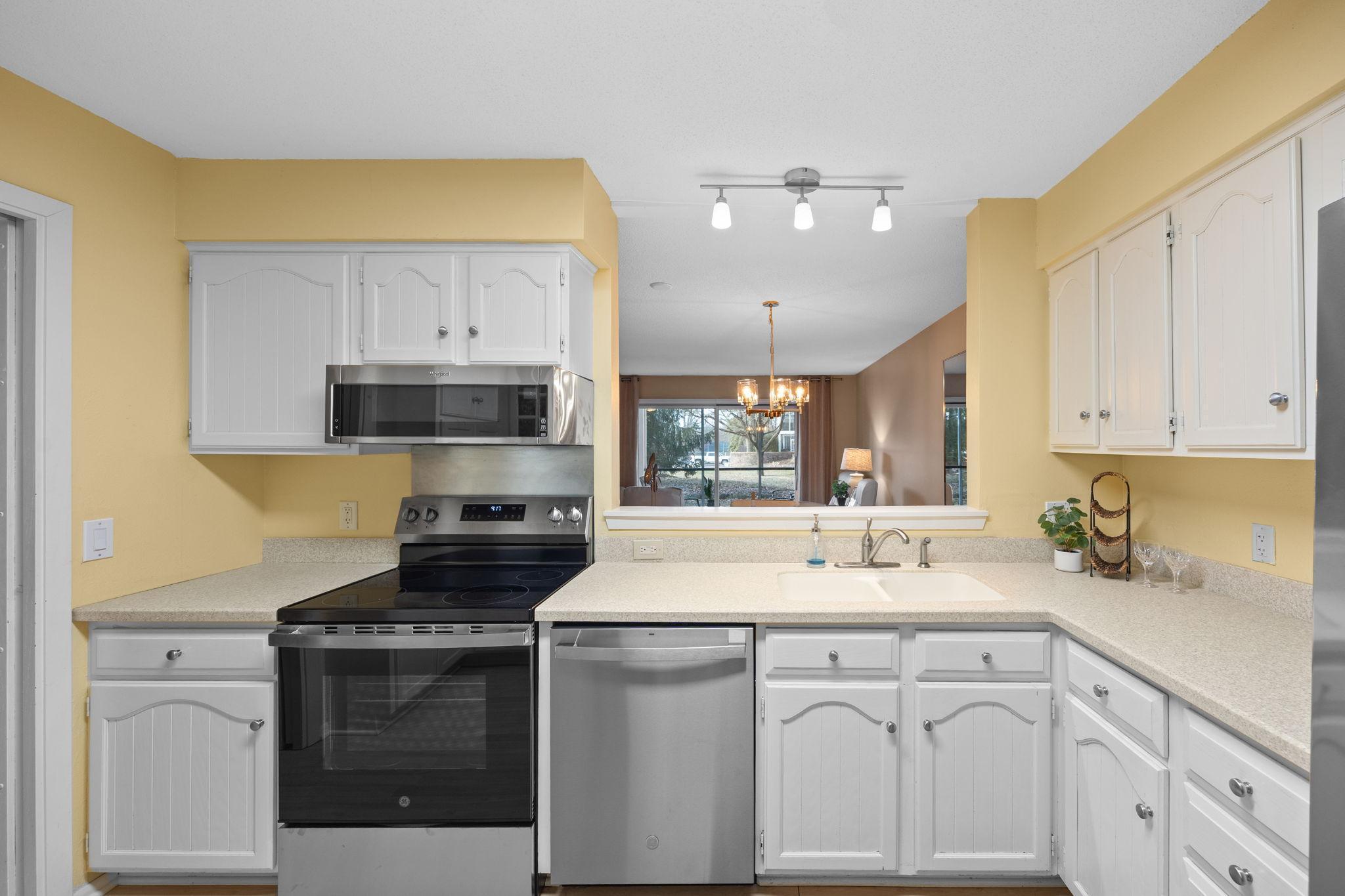 3000 St Albans Mill Road, Unit 111 Minnetonka, MN 55305 - Photo 10 of 32