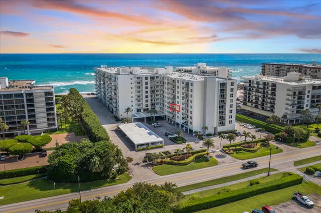 $355,000 | 3450 South Ocean Boulevard, Unit 324, Palm Beach, FL 33480