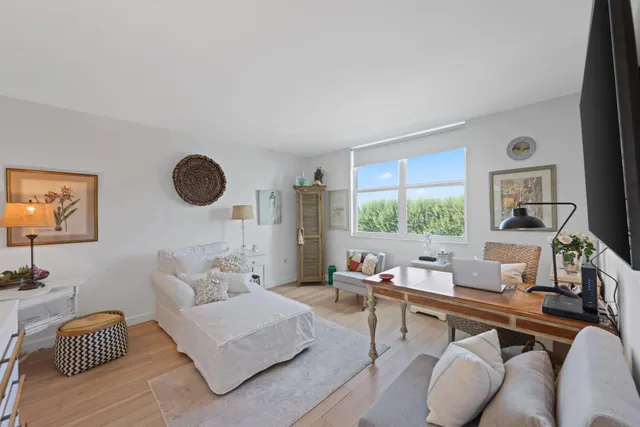 $355,000 | 3450 South Ocean Boulevard, Unit 324, Palm Beach, FL 33480