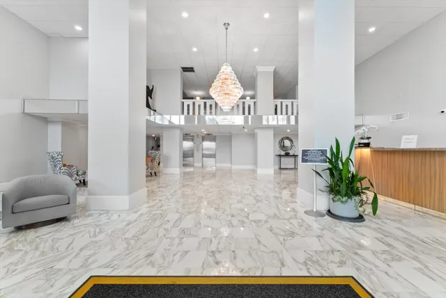 $355,000 | 3450 South Ocean Boulevard, Unit 324, Palm Beach, FL 33480