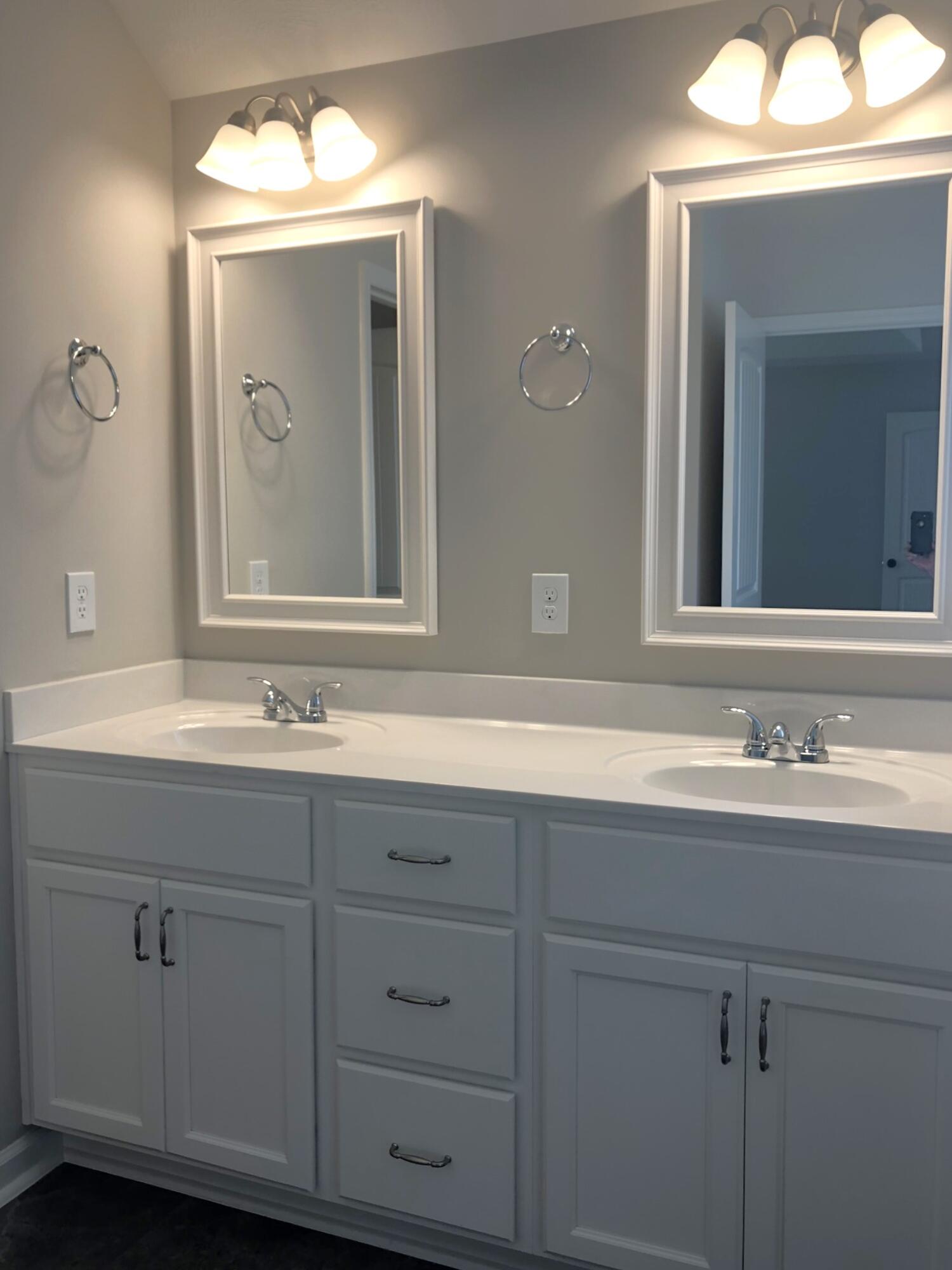 879 Goodale Drive Augusta, GA 30909 - Photo 13 of 25 Master Bath