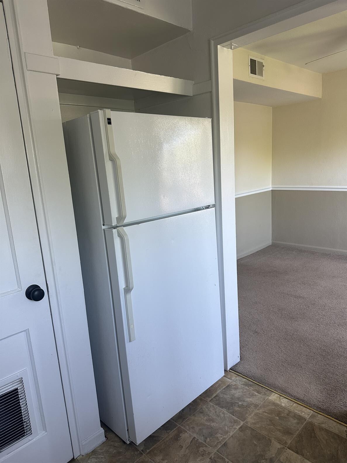 1728 Grandin Road Southwest, Unit 41 Roanoke, VA 24015 - Photo 6 of 9 IMG_3033
