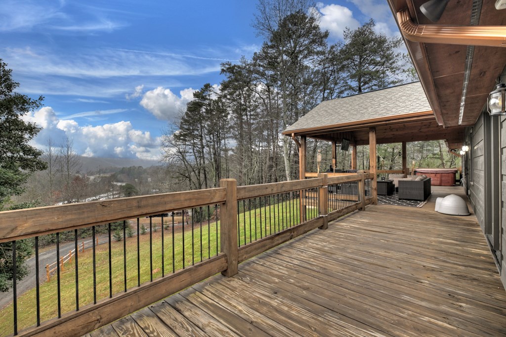 61 Pinewood Road Blue Ridge, GA 30513 - Photo 18 of 41 Gallery Image 18