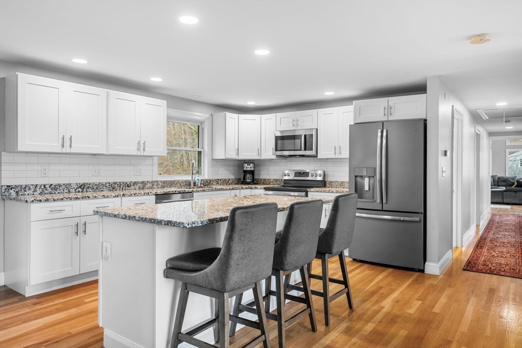 187 Echo Cove Road Hamilton, MA 01982 - Photo 9 of 42