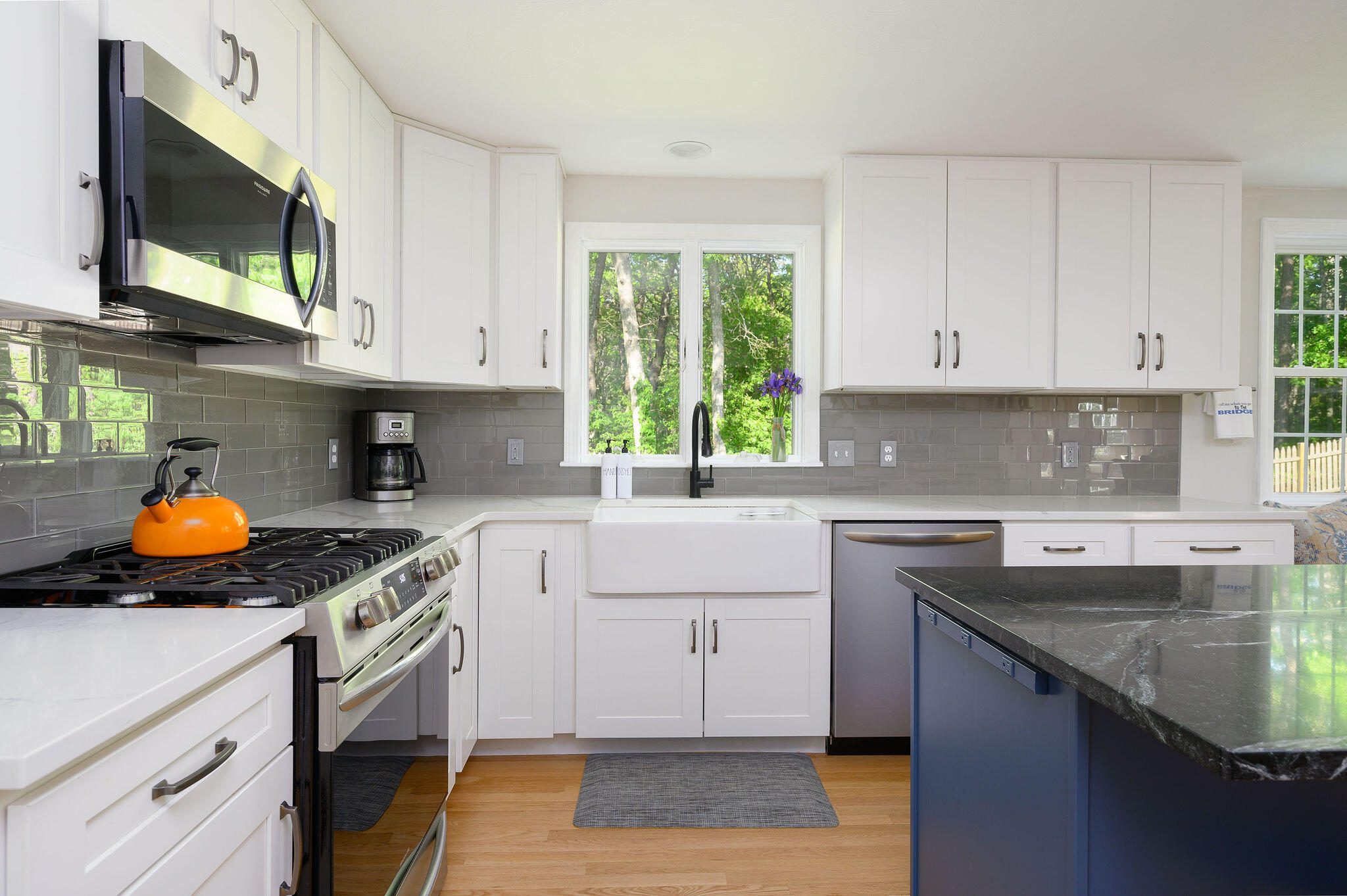 235 Boulder Road Barnstable, MA 02630 - Photo 3 of 19 IMG_2896-Edit