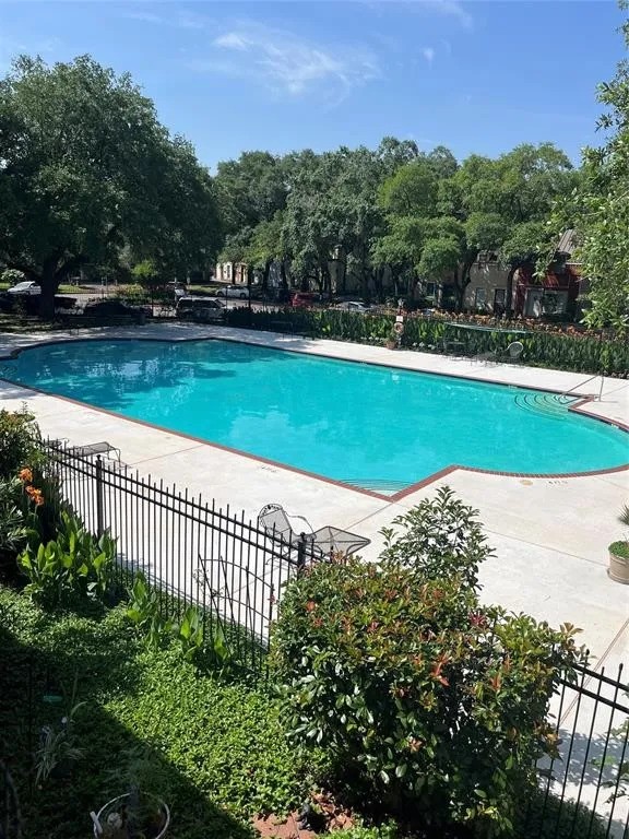 11609 Chimney Rock Road Houston, TX 77035 - Photo 11 of 11