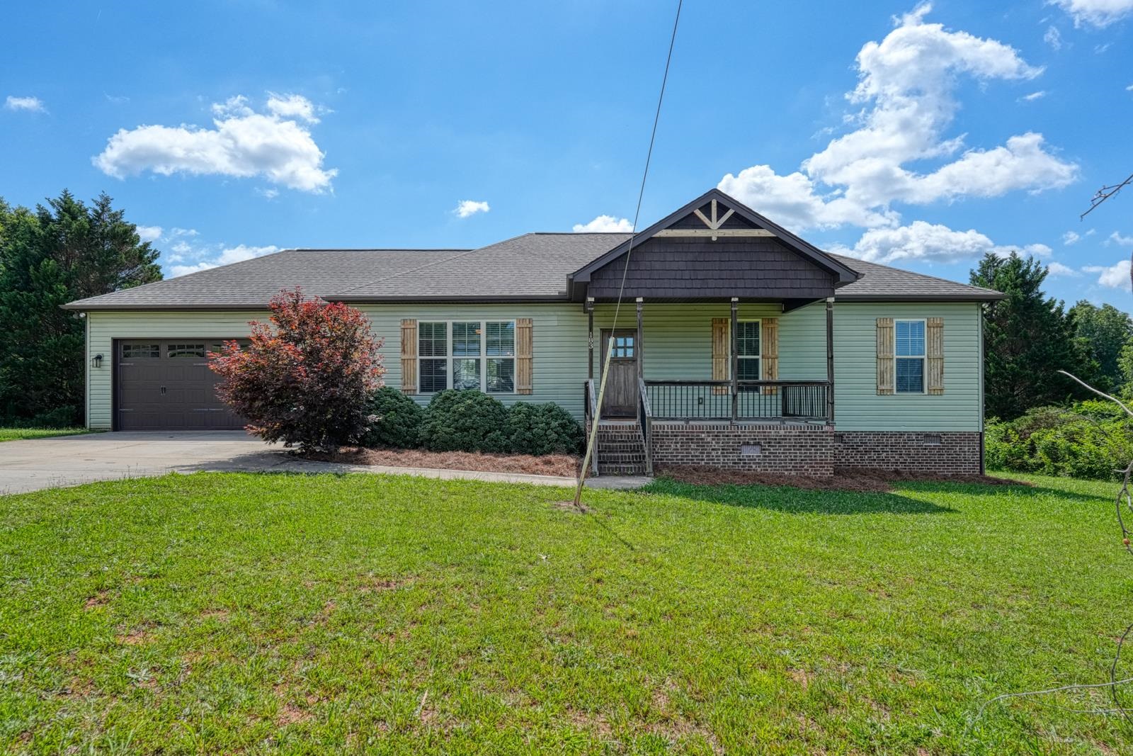 183 Pearson Street Moore, SC 29369 - Photo 3 of 30