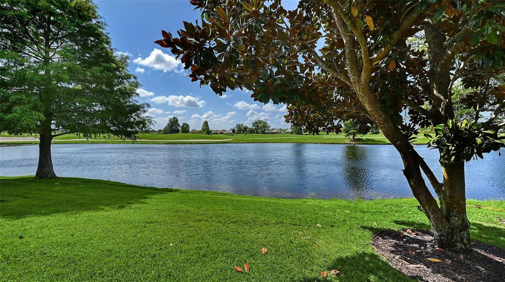 14718 Secret Harbor Place Lakewood Ranch, FL 34202 - Photo 48 of 73