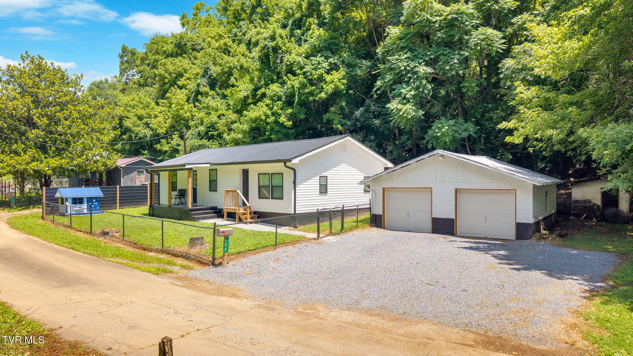 108 Canter Road Elizabethton, TN 37643 - Photo 41 of 43 1-web-or-mls-DJI_20250714130823_0522_D