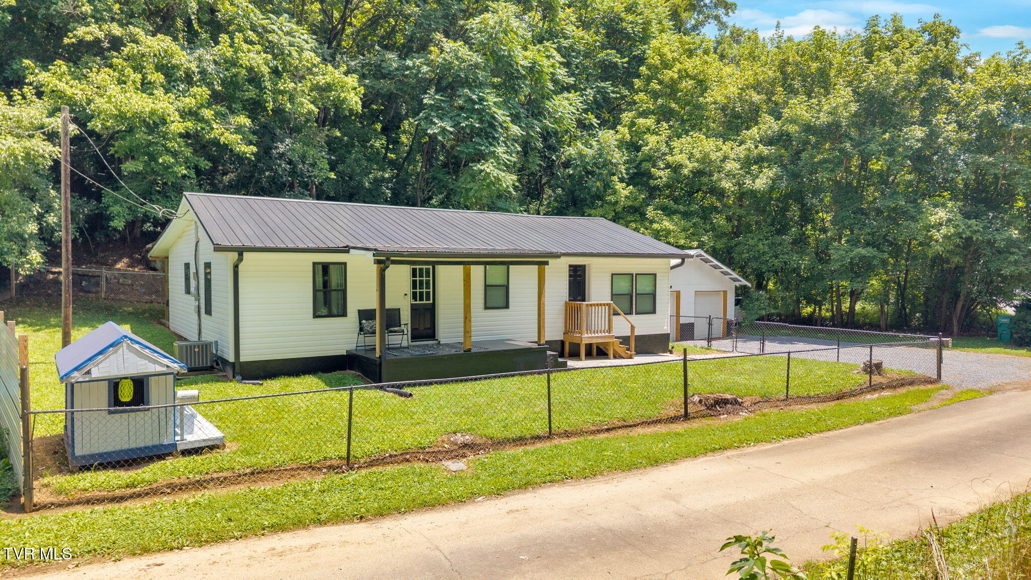 108 Canter Road Elizabethton, TN 37643 - Photo 43 of 43 43-web-or-mls-DJI_20250714130959_0528_D