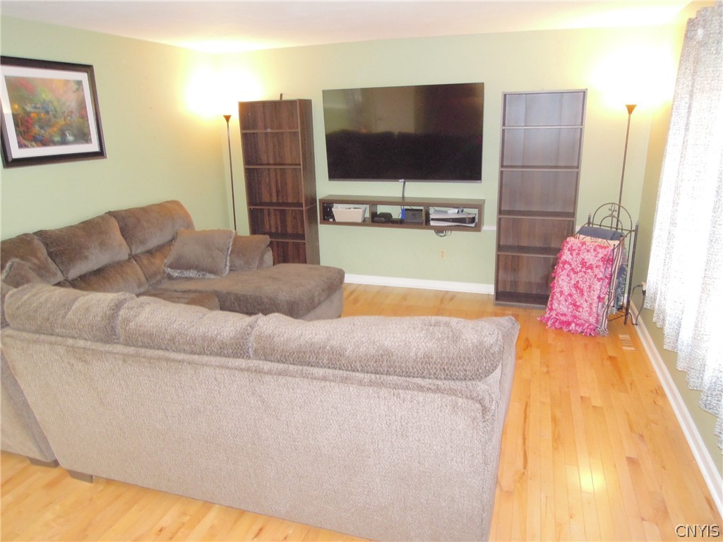 5065 Hackberry Lane Clay, NY 13041 - Photo 4 of 50