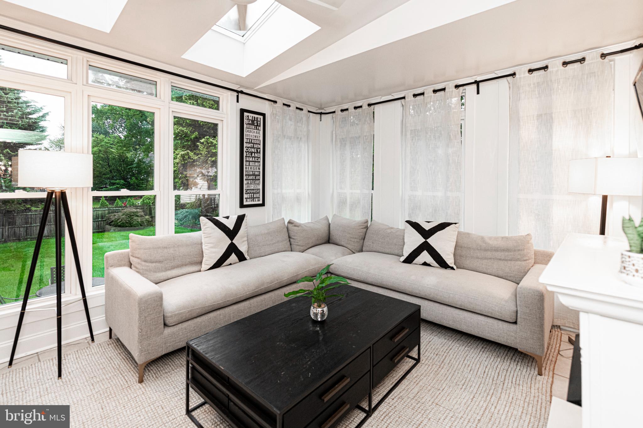 905 Gay Street Phoenixville, PA 19460 - Photo 18 of 47