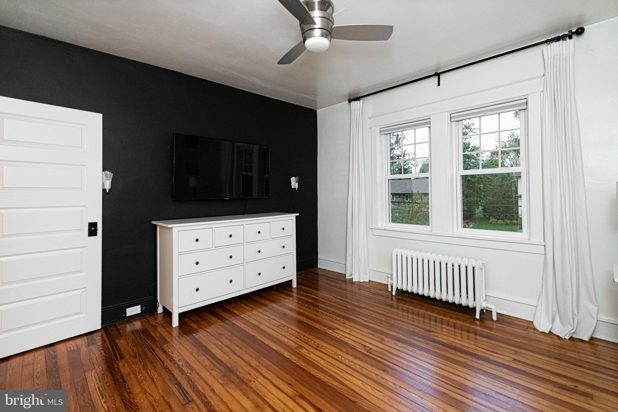 905 Gay Street Phoenixville, PA 19460 - Photo 34 of 47