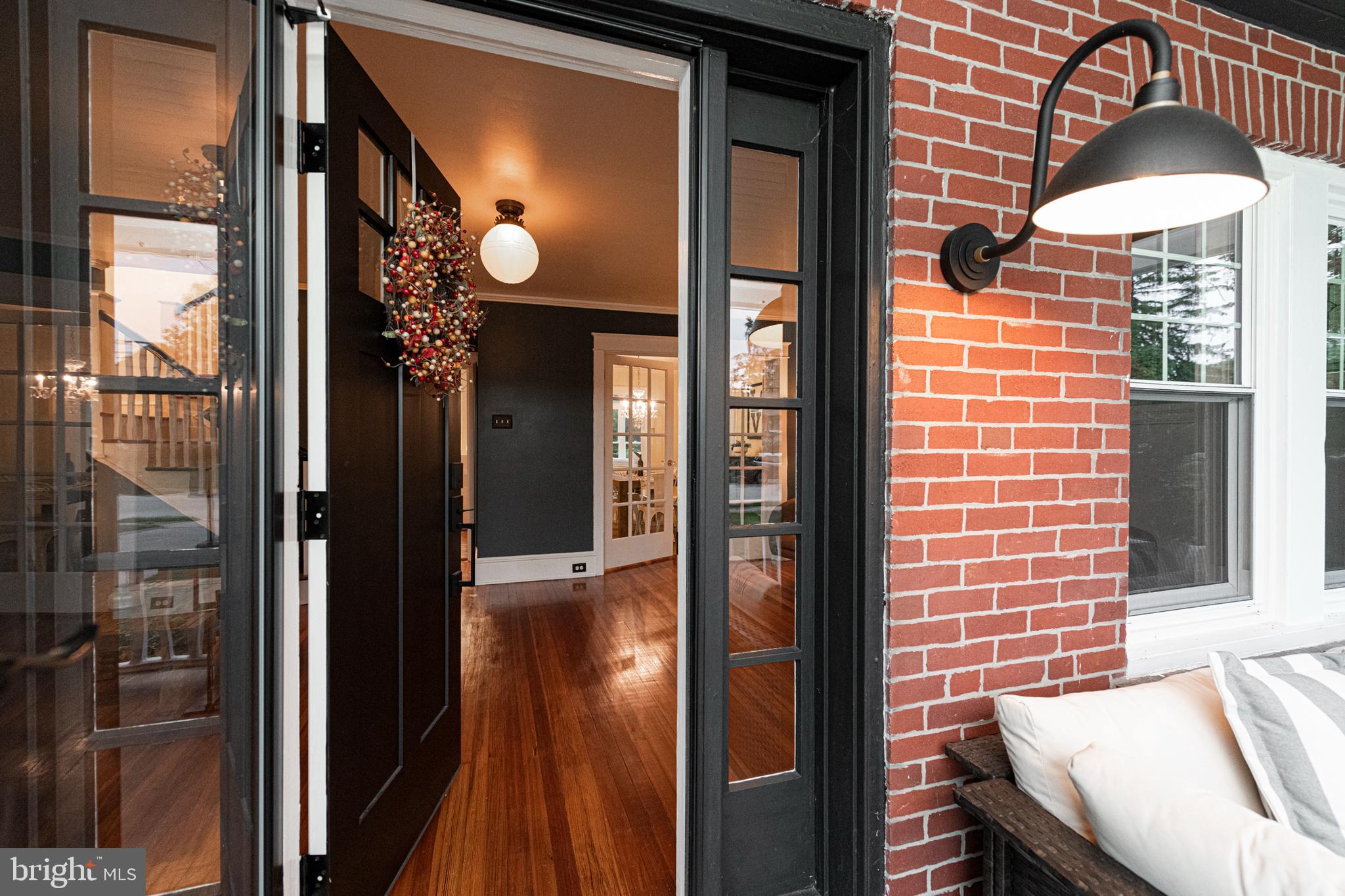 905 Gay Street Phoenixville, PA 19460 - Photo 6 of 47