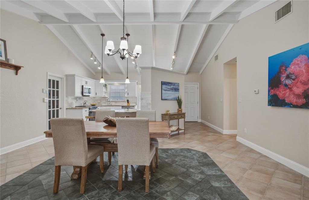 324 173rd Avenue North Redington Beach, FL 33708 - Photo 8 of 73