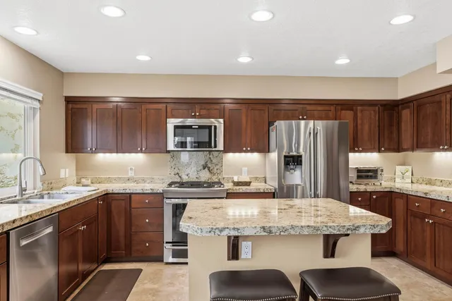 $7,500 | 223 Desert Falls Drive East, Palm Desert, CA 92211