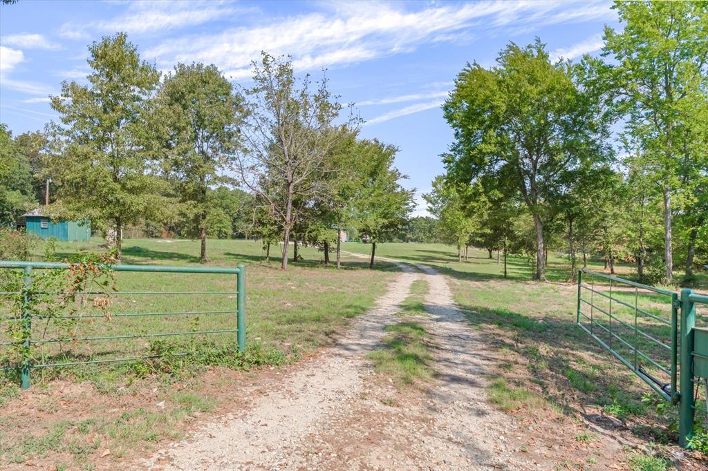 1109 VZ County Road Canton, TX 75103 - Photo 7 of 39 Sitts back from the county rd for privacy