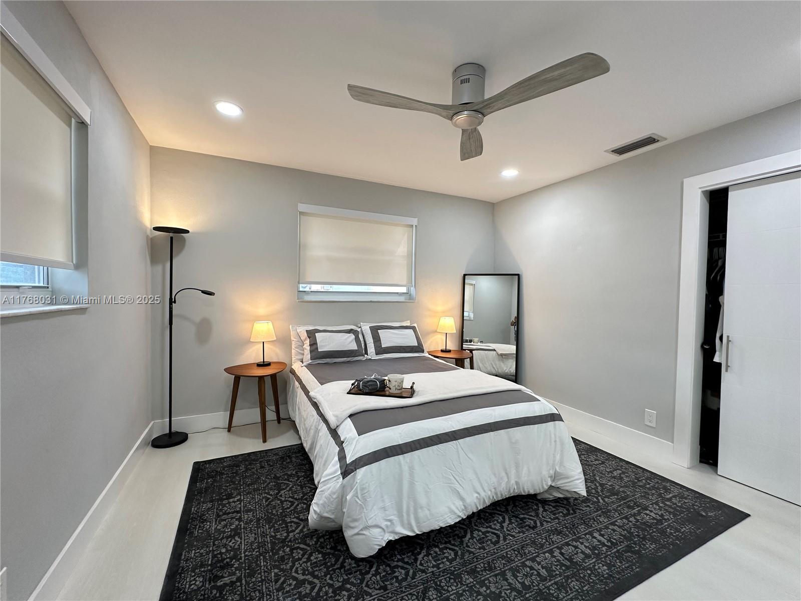 2001 North 31st Road Hollywood, FL 33021 - Photo 3 of 75