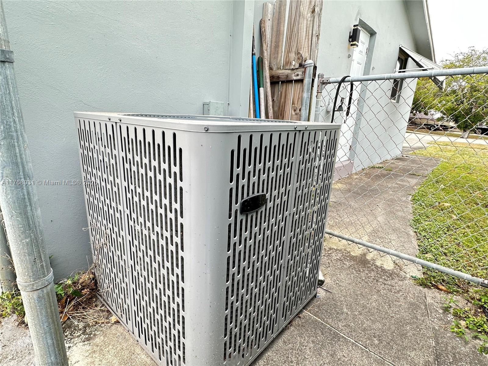 2001 North 31st Road Hollywood, FL 33021 - Photo 54 of 75 2023 AC Condenser
