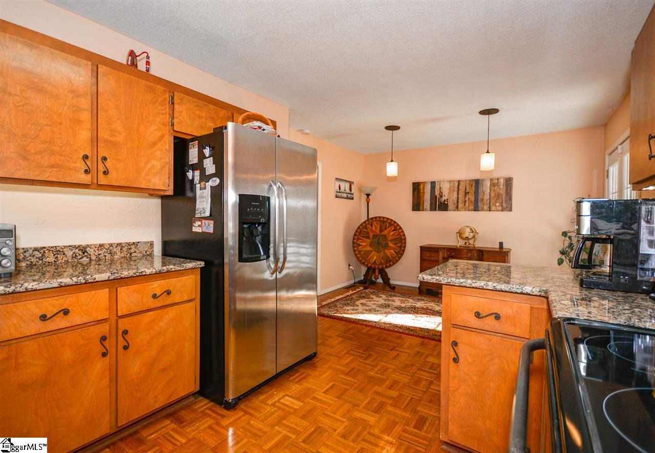 33 State Rd S-23-608 Greenville, SC 29609 - Photo 11 of 34 Gallery Image 11