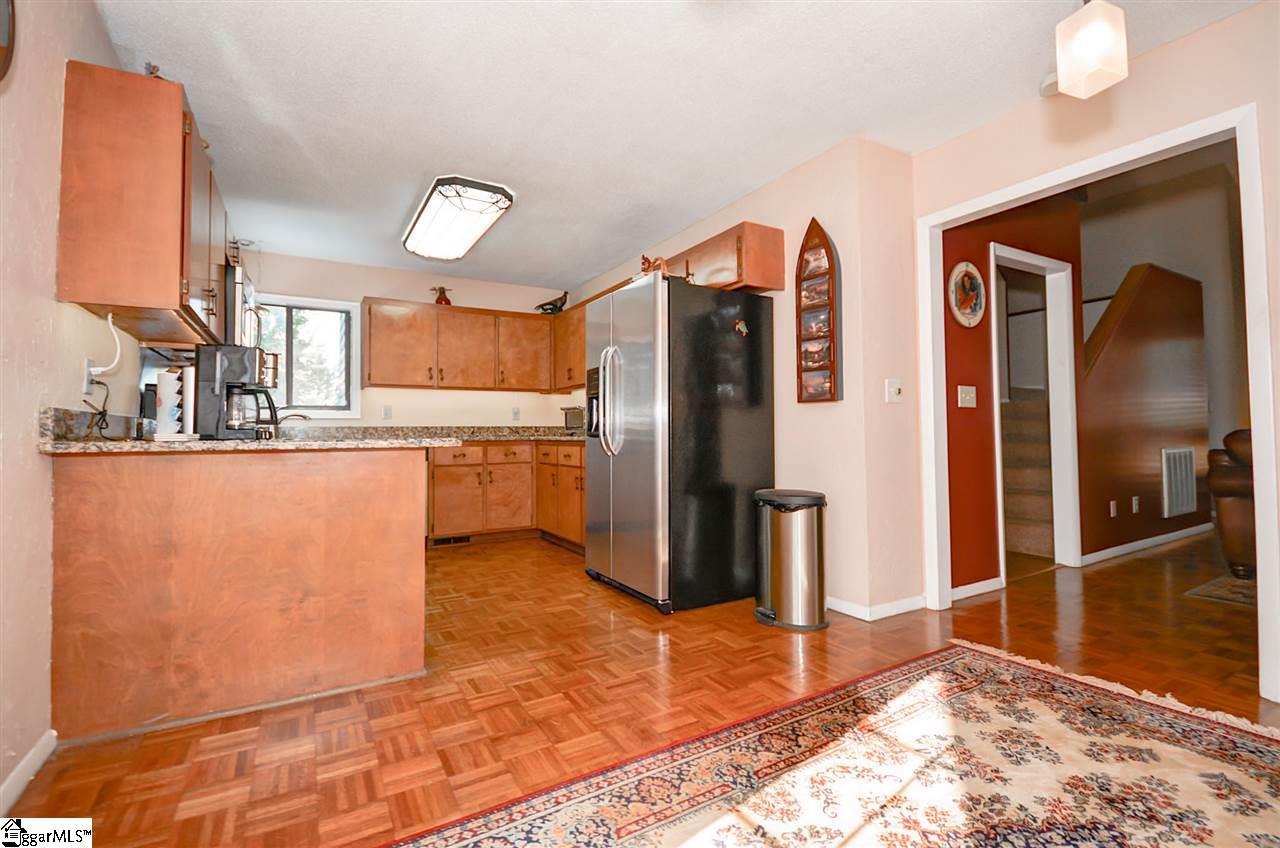 33 State Rd S-23-608 Greenville, SC 29609 - Photo 12 of 34 Gallery Image 12