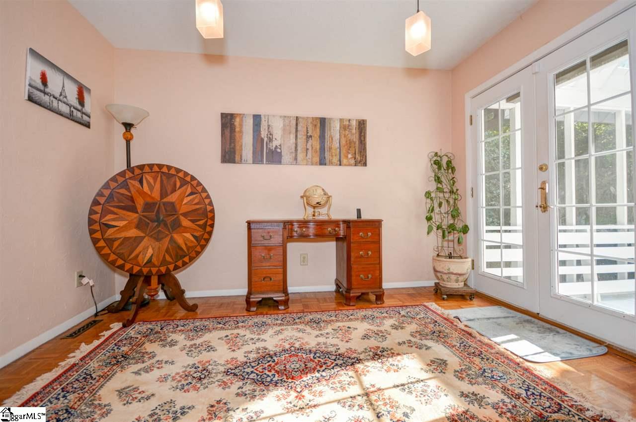 33 State Rd S-23-608 Greenville, SC 29609 - Photo 8 of 34 Gallery Image 8