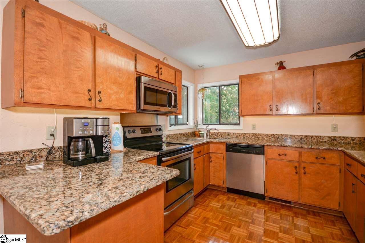 33 State Rd S-23-608 Greenville, SC 29609 - Photo 10 of 34 Gallery Image 10
