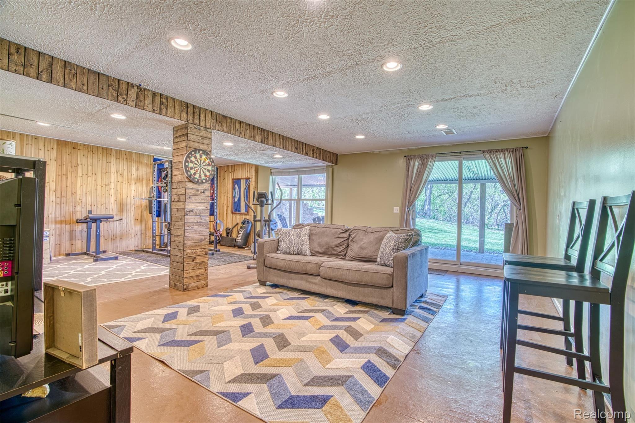 9045 Antcliff Road Howell, MI 48855 - Photo 29 of 50 DSC00602_34.jpg