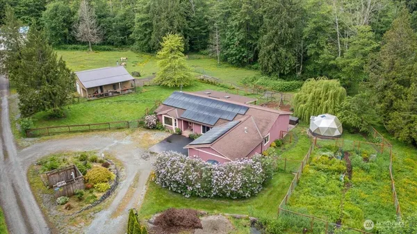$949,000 | 20340 Highway 534, Mount Vernon, WA 98274