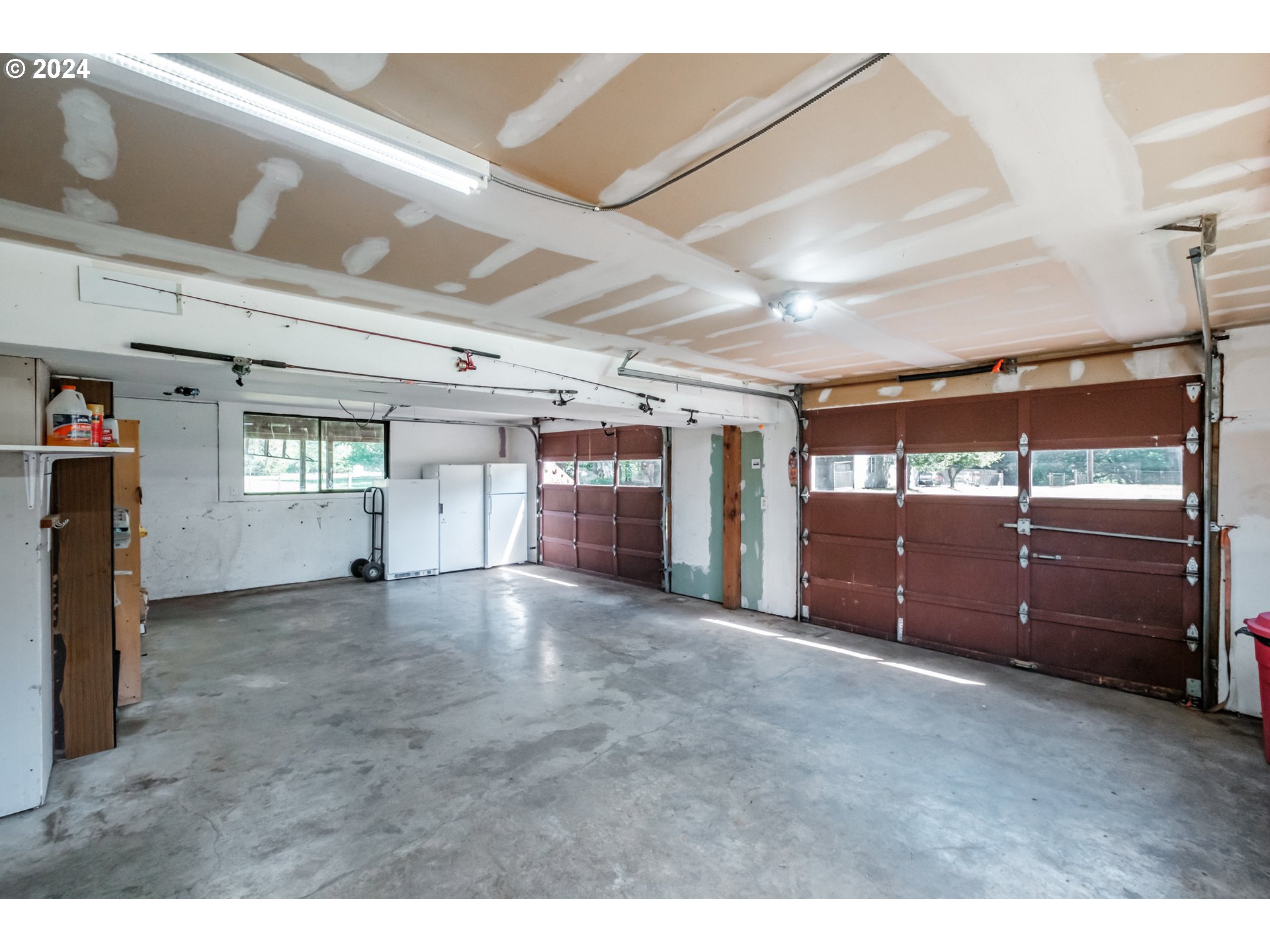 5433 Logsden Road Logsden, OR 97357 - Photo 31 of 48 Gallery Image 31