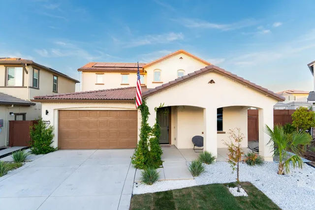 $689,000 | 6081 Oberlander Drive, Roseville, CA 95747
