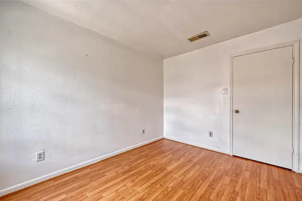 $1,400 | 8299 Cambridge Street, Unit 1705, Houston, TX 77054