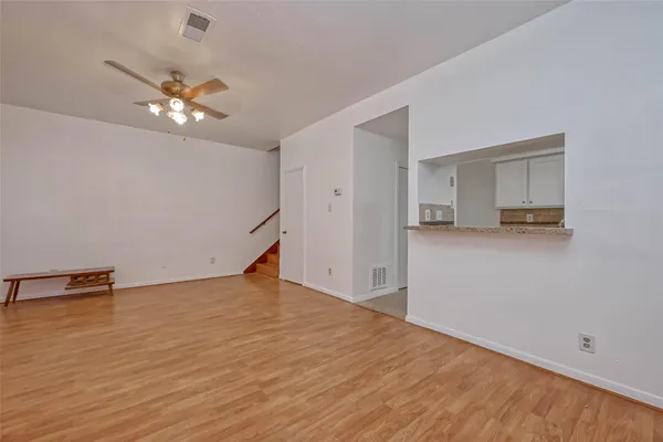 $1,400 | 8299 Cambridge Street, Unit 1705, Houston, TX 77054